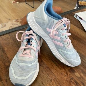 Girls Addidas Running Shoes